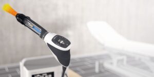 FALCON radial shock wave handpiece with Active-tip-control